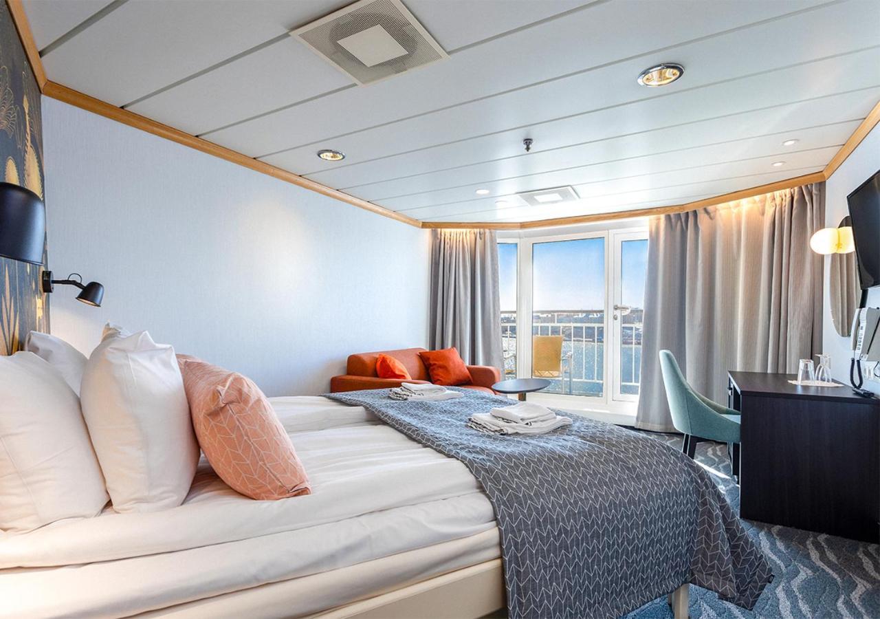 Viking Line Ferry Gabriella - 2-night Cruise Helsinki-stockholm-helsinki  Helsinki